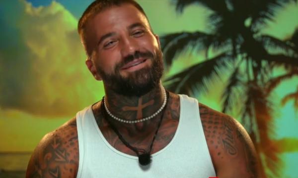 "Să vedem samsetul!" Cum a devenit "Insula Iubirii" un fenomen naţional. Explicaţia sociologilor, după ce replicile ispitei Marcel au devenit virale