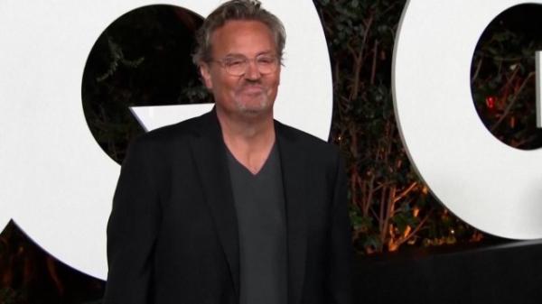 Detalii din ancheta morţii lui Matthew Perry. Medicii au profitat de dependenţa actorului: "Cât va plăti idiotul ăsta". Cinci persoane arestate