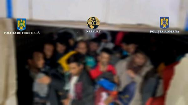 Peste 600 de migranţi, transportaţi ilegal din România în Italia: călăuzele cereau 1.300 de euro de persoană. Audieri maraton la DIICOT