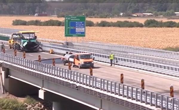 Autostrada A0 a intrat în reparaţii la doar patru luni de la inaugurare