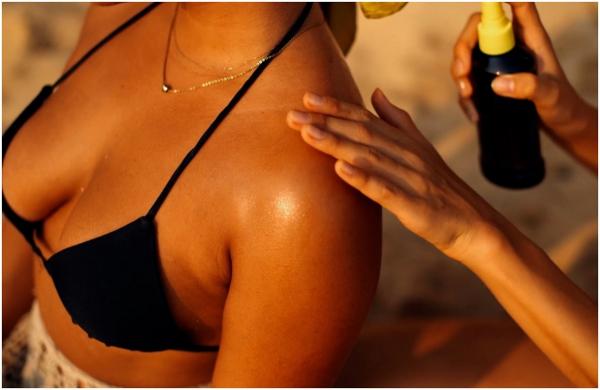 Cum și când se folosesc de fapt produsele cu protecţie solară. Sfaturile dermatologilor