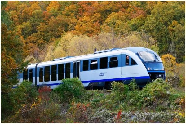 Teste pe noua calea ferată modernizată, Sighişoara – Teiuş – Coşlariu. Trenul a atins în premieră 176 de km/oră