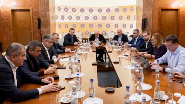 Surse: Cele trei condiţii impuse de PSD ca să revină la masa negocierilor. Coaliţia mai face o încercare de a forma guvern