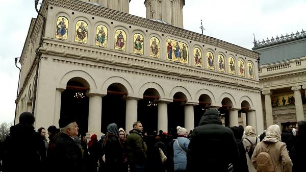 Eveniment istoric pentru credincioşii ortodocşi români. Ce se schimbă odată cu canonizarea celor 16 sfinţi