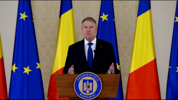 Suspendarea lui Iohannis, dubla 3. Opoziţia a strâns semnăturile cu ajutorul USR. Surse: Luni, şedinţa crucială