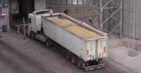 Cum s-au infiltrat anchetatorii în "caracatiţa" mitei de 7 milioane de euro din Portul Constanţa