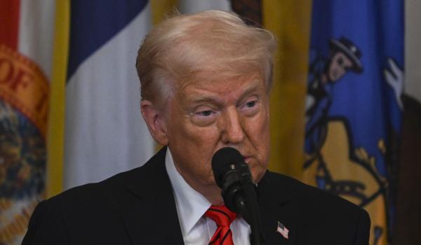 Donald Trump a semnat un decret pentru desființarea Departamentului Educaţiei: "O să-l închidem cât mai repede posibil"