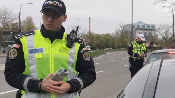 Acțiunea "Blocada", pe străzile din Constanța. Zeci de şoferi au fost testaţi pentru alcool şi droguri în Sâmbăta Mare