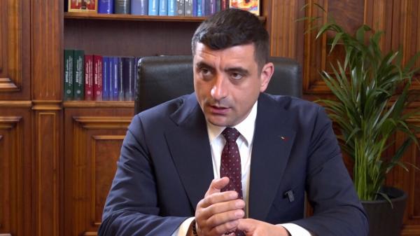 George Simion insistă că îl va propune premier pe Călin Georgescu. AP: Încearcă să profite de nemulțumirea electoratului