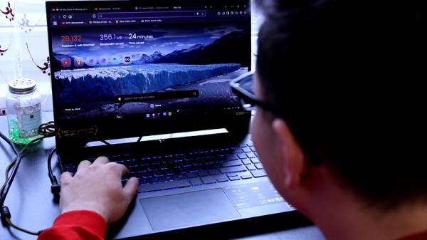 Statul român nu are o strategie clară pentru tinerii cu dizabilităţi. Cum pot fi integraţi în societate