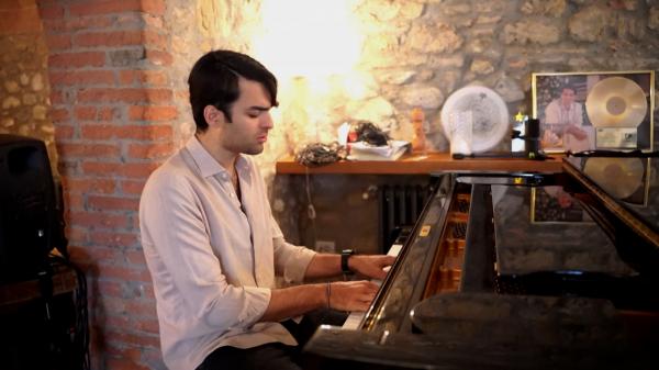 Matteo Bocelli va concerta la Bucureşti la începutul verii. Interviu exclusiv cu echipa Observator