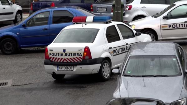 Un fost poliţist şi-a bătut cu sălbăticie fosta iubită în plină stradă, în Arad