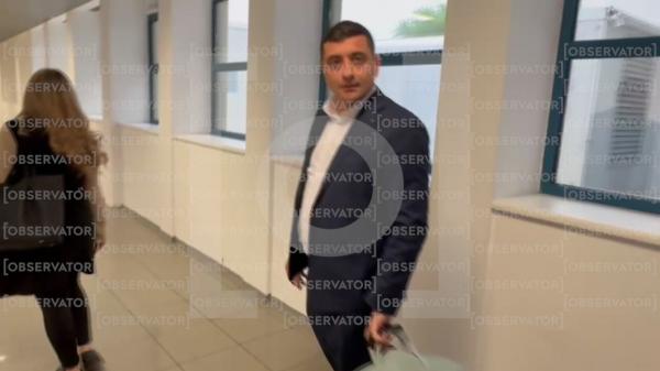 EXCLUSIV. George Simion a revenit în ţară după vizitele din Polonia, Italia şi Franţa: "Succes, votaţi-l pe Nicuşor Dan"