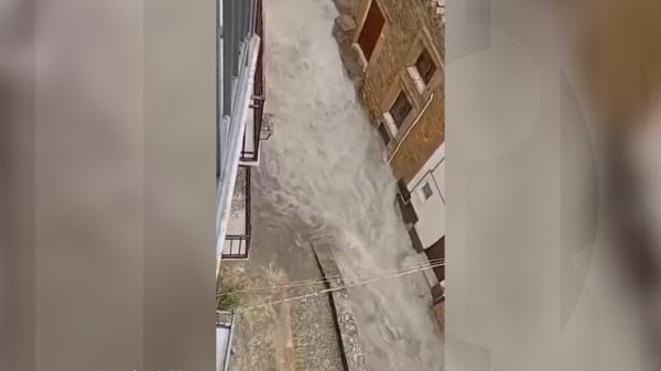 Alertă de vreme rea în sudul Italiei. Furtuna Ines vine cu averse puternice, grindină şi rafale puternice de vânt