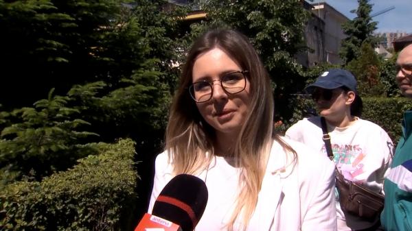 Studenții și tinerii profesioniști, în prima linie la vot: "Sunt medic rezident, vreau ca România să fie o opțiune pentru mine"