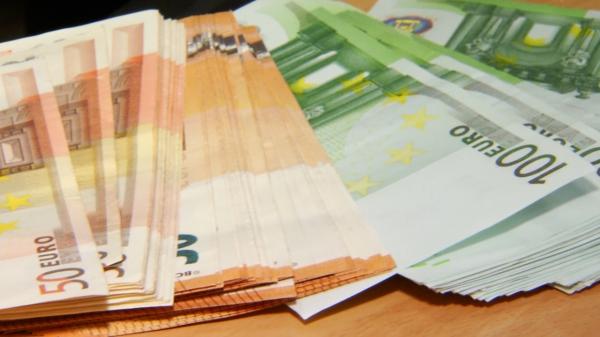 Mugur Isărescu explică deprecierea leului: "Ne-am jucat cu focul". Curs, inflaţie şi "programul de dietă" pentru a evita austeritatea