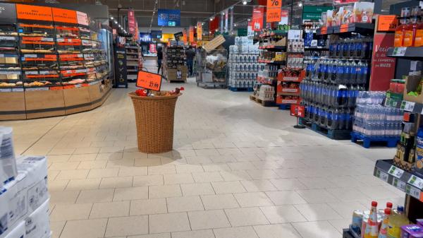 De ce găsești mai des dulciuri la reducere decât legume. Promoțiile care ne afectează sănătatea