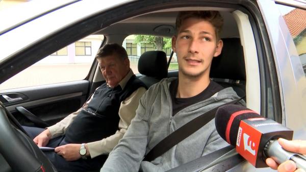 Elevii care pot face şcoala de şoferi gratuit. La final, se pot angaja pentru 5.000 de lei pe lună
