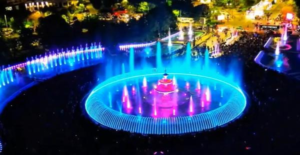 "Mai fain decât în Dubai". A revenit evenimentul care îi scoate pe bucureşteni din casă