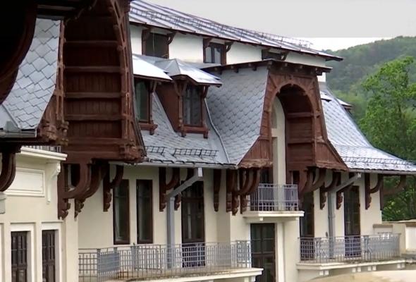 Staţiunea din România care face minuni pentru cei cu afecțiuni respiratorii. Un pachet de terapii balneare cu totul inclus pornește de la 1.780 de lei