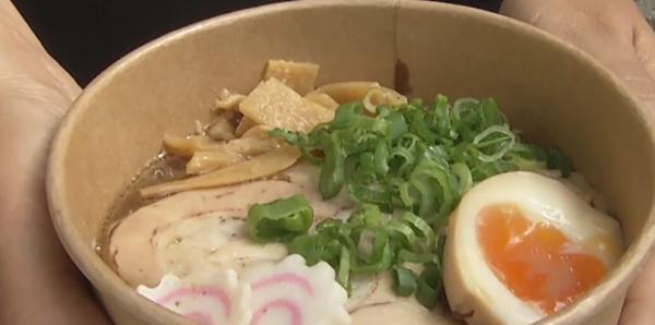 Gusturile Asiei, aduse în Parcul Titan din Capitală. Bucureştenii pot savura preparate din 15 ţări, printre care Japonia şi Coreea