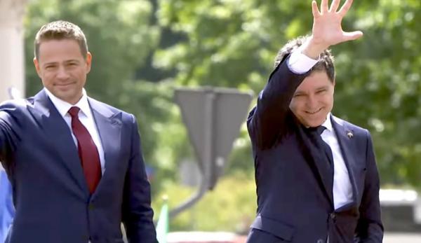 Nicuşor Dan, la mitingul electoral din Varşovia, alături de Rafal Trzaskowski: În România oamenii au respins izolaţionismul şi influenţa rusă