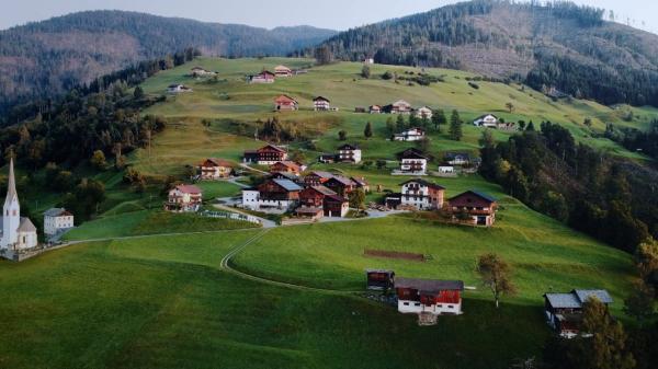 Cele mai căutate două staţiuni de pe litoral pentru vacanţa de Rusalii