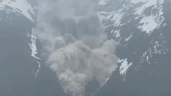 Alunecare de teren masivă în Elveţia. Un sat aproape şters de pe hartă şi o persoană dată dispărută