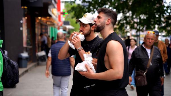 Ce este snackificarea, noul trend în alimentaţie? Avertismentul nutriţioniştilor