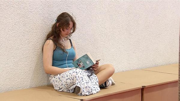 Număr record de vizitatori la Bookfest 2025. Suma uriaşă cheltuită de o tânără pasionată de citit