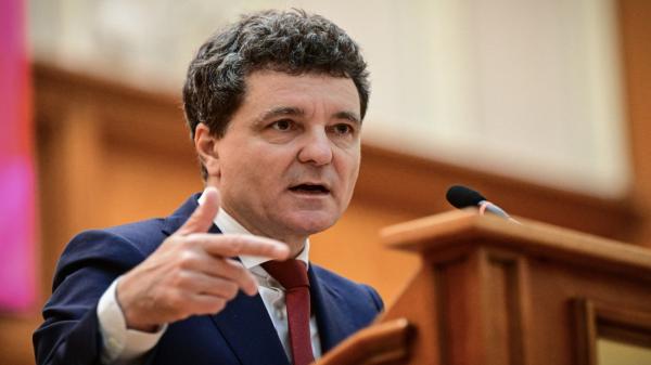 Noi consultări, luni, la Cotroceni. Azi am putea vedea o primă schiţă a planului de măsuri fiscale