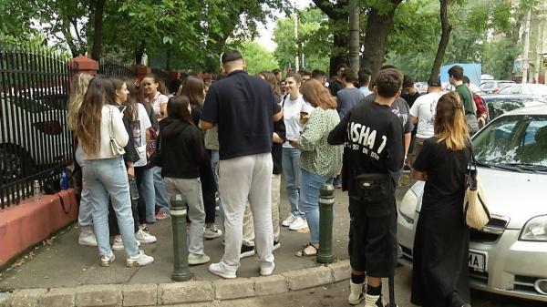 Perle de la BAC 2025: "Harap-Alb face o vrăjeală cu Sfânta Duminică" şi "Lică era bossul"