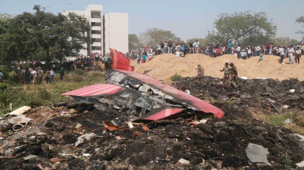 Un Boeing 787, cu 242 de persoane la bord, s-a prăbuşit în India după decolare. "Nu există supravieţuitori"
