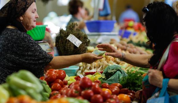 Lista alimentelor care ar urma să se scumpească de la 1 iulie, după expirarea plafonării adaosului comercial