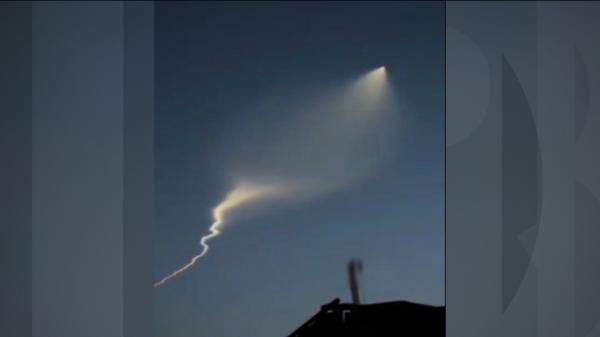 Iranul a folosit un nou tip de rachetă în Israel. Trump aprobă atacul asupra Teheranului, dar nu dă ordinul