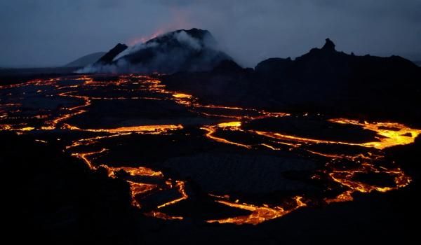 Ţara care vrea să construiască "oraşele viitorului" din rocă vulcanică. Primul ar putea fi gata în 2150