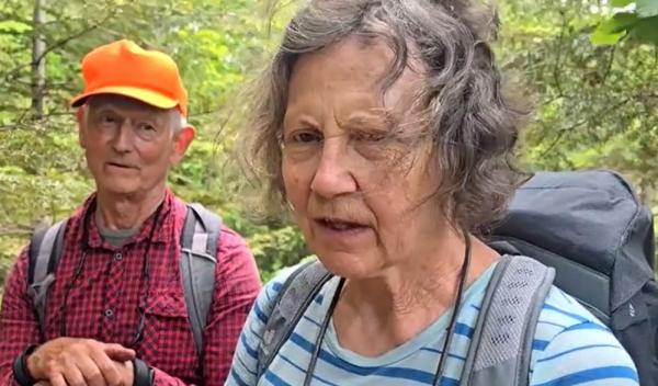 Reacţia unor turişti austrieci când au ajuns pe un traseu mai puţin cunoscut din România