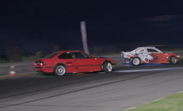 "E multă adrenalină, am mai mult curaj noaptea". O nouă etapă din Campionatul Naţional de Drift, la Mureş