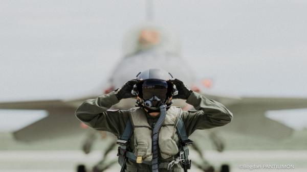 Ziua Aviaţiei. Ce avioane vor putea fi urmărite în timpul ceremoniei din Bucureşti