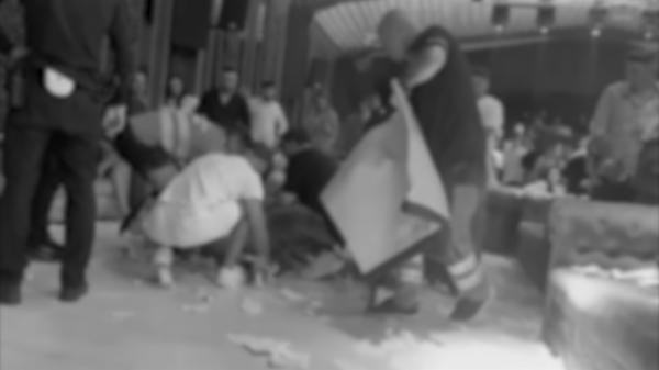 Filmul atacului sângeros din clubul din Buzău. Un fiu de interlop, mărul discordiei dintre cele două rivale