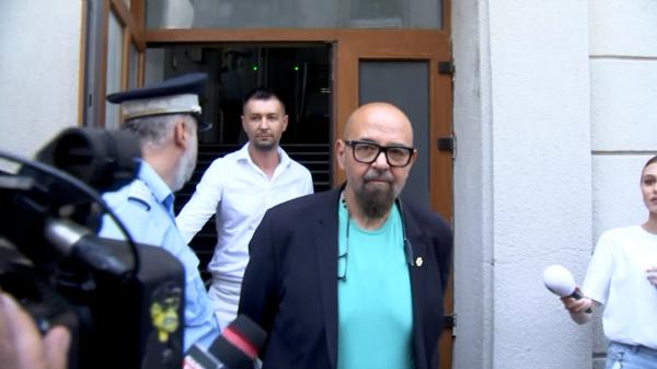 STENOGRAME. Cum îi anunţa Piedone pe angajaţii hotelului din Sinaia să fie pregătiţi de control