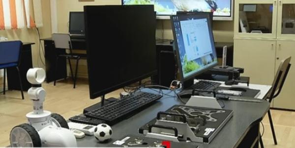 Ce variante mai au elevii care au rămas nerepartizaţi la licee. La privat, taxele ajung și la 16.000 euro/an