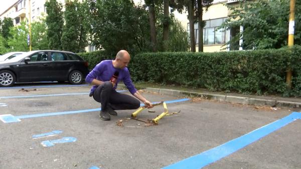 Blocatoarele de parcare, interzise în toate zonele rezidențiale din Brașov. Ce riscă șoferii care nu le scot