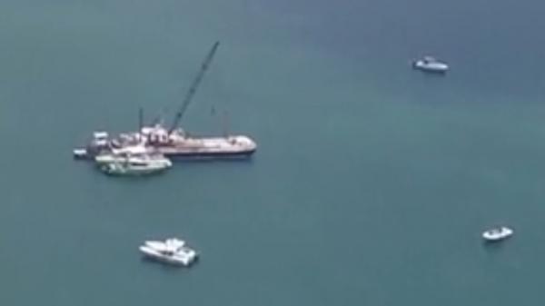 Doi copii morţi şi doi în stare gravă, după ce o barjă le-a izbit barca, lângă Miami. Toţi au sub 12 ani