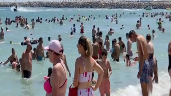 Supravieţuire financiară pe litoralul românesc. Cum economisesc turiştii