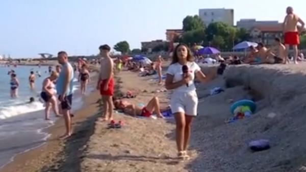 ANIMAŢIE. Fenomenul care a schimbat brusc o plajă din Saturn: "Direct de pe dună în apă. Ca delfinii"