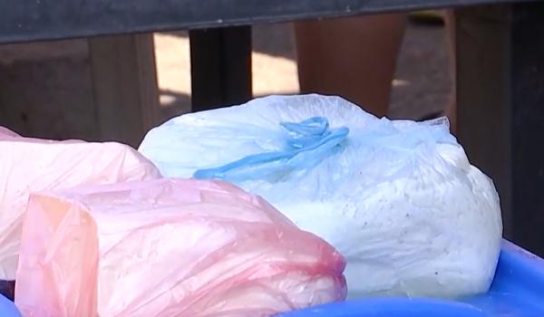 Pericolul din pieţe: brânza şi ouăle ţinute direct în soare. Ce spun medicii