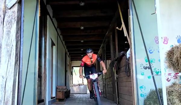 Competiție pe bicicletă la Saschiz: mii de participanți și spectatori