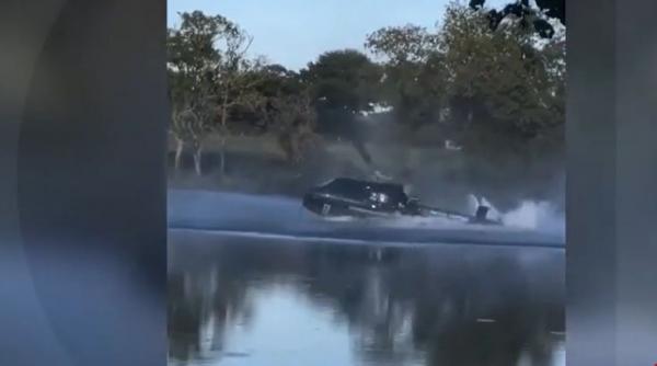 Un elicopter care participa la stingerea incendiilor s-a prăbuşit în Franţa. Pilotul şi pompierul au scăpat