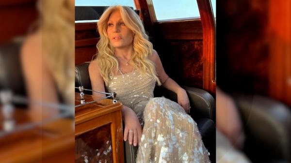 Donatella Versace, look reîmprospătat la 70 de ani. Ce schimbări a făcut artista